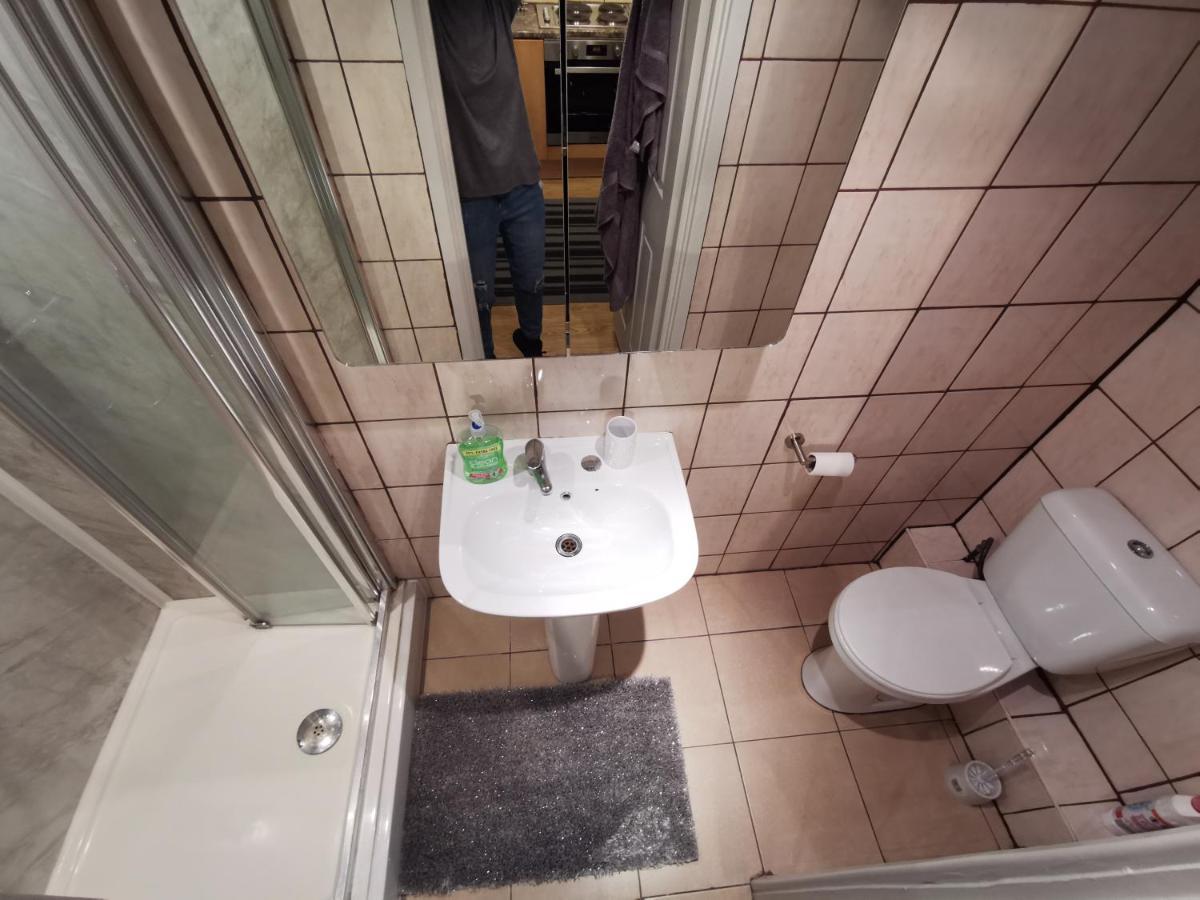 Palaz 1 - 2 Bedroom Garden Flat Edmonton Kültér fotó